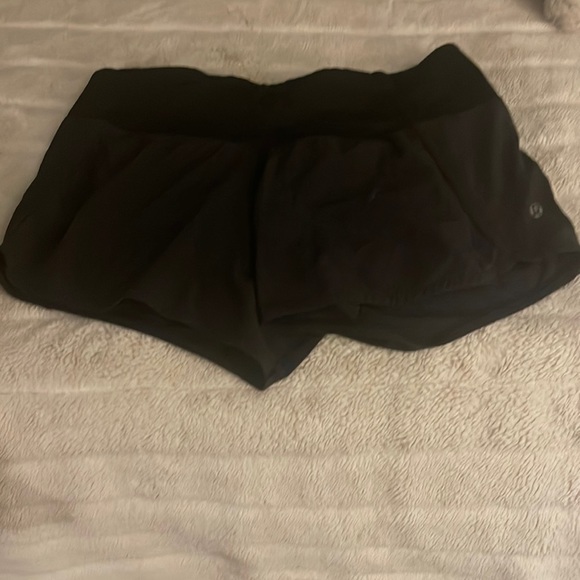 Lulu Shorts - Picture 1 of 2